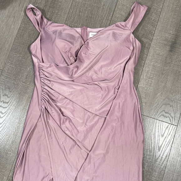 FAERIESTY Off Shoulder Ruched Wrap Hem Slit Gown Plus Size 3XL Mauve Lavender - Picture 5 of 12